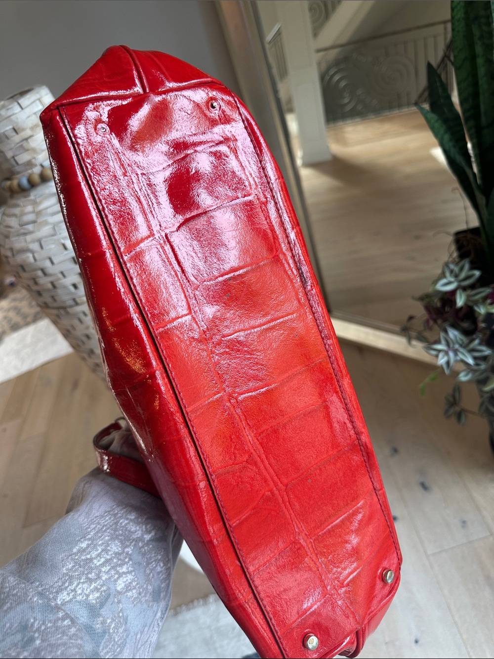 KATE SPADE Helena Alligator Embossed Red Patent Leather Tote - Picture 4 of 6